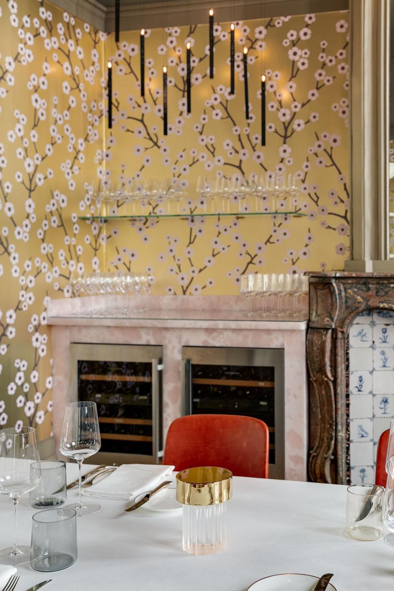 Small Luxury Hotel De Witte Lelie แอนต์เวิร์ป ภายนอก รูปภาพ