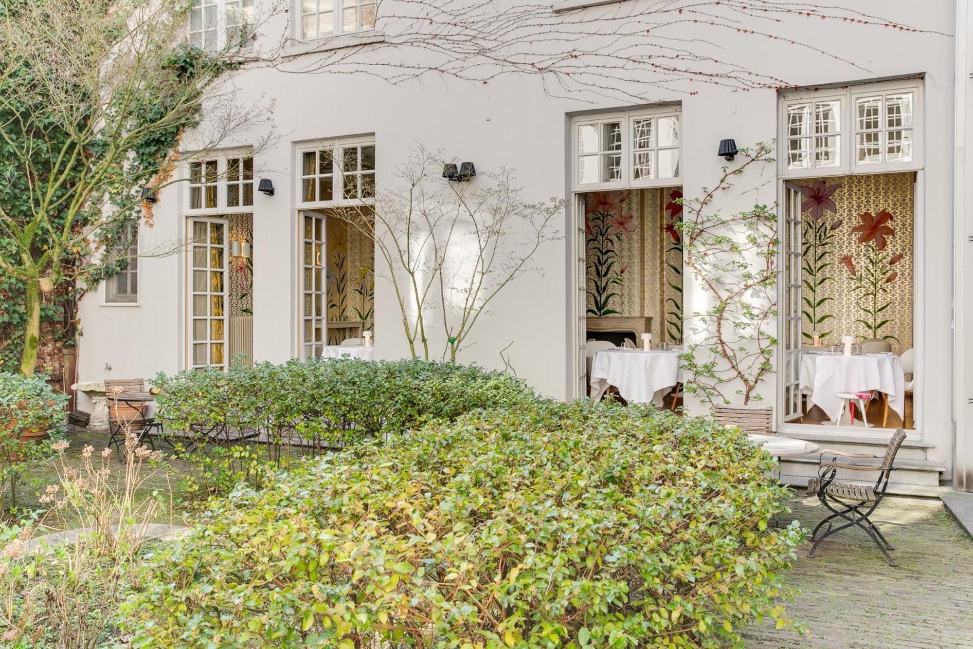 Small Luxury Hotel De Witte Lelie แอนต์เวิร์ป ภายนอก รูปภาพ