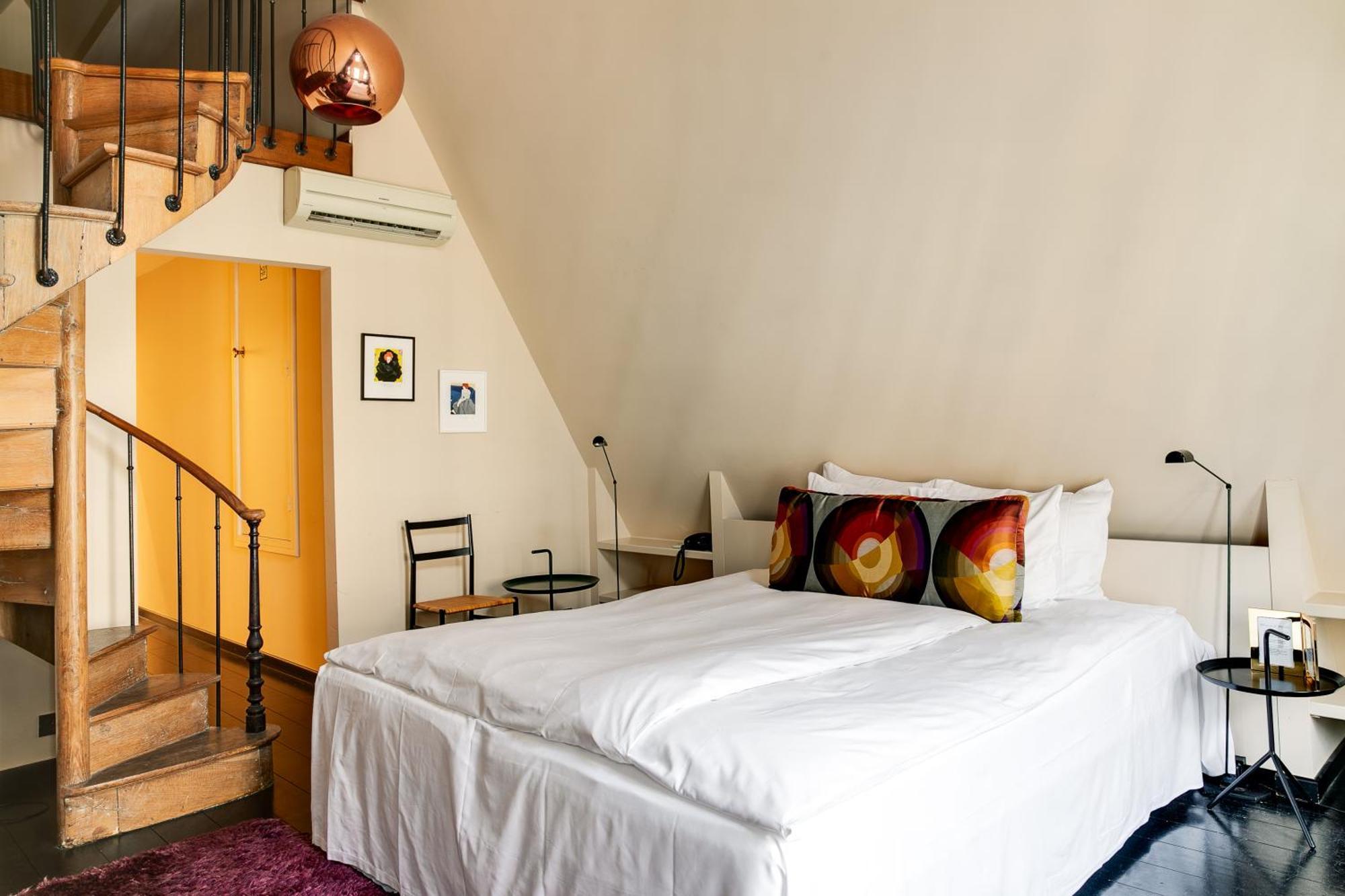 Small Luxury Hotel De Witte Lelie แอนต์เวิร์ป ภายนอก รูปภาพ